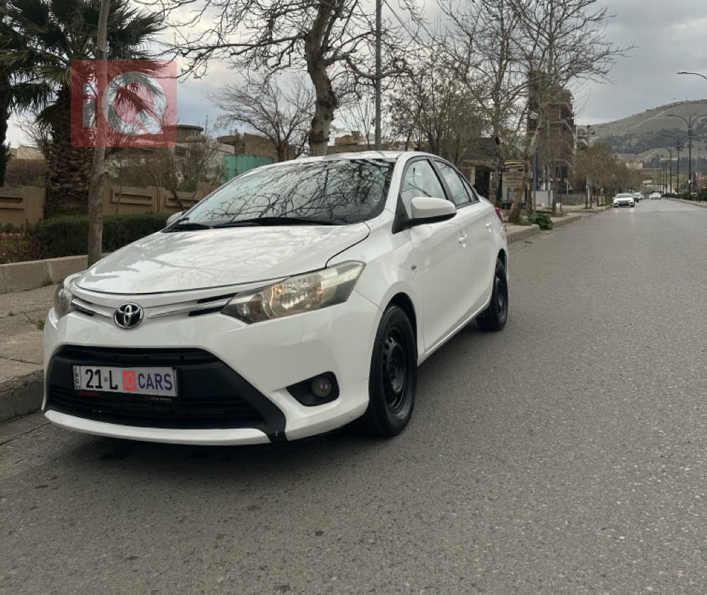 تويوتا يارس